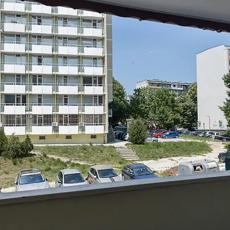 Bright & Comfy 1br Flat In Levski District - By Flat Mаnаger * וארנה